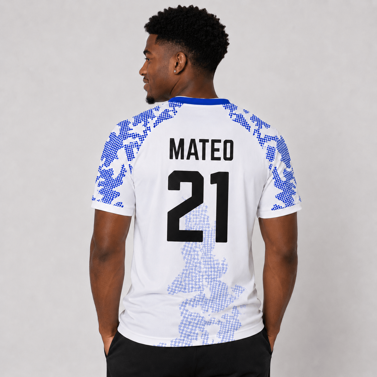 Curaçao Blue Wave Shirt | Mannen – White Edition 🇨🇼 | Personaliseerbaar Voetbalshirt - BOSS BABE HOUSE